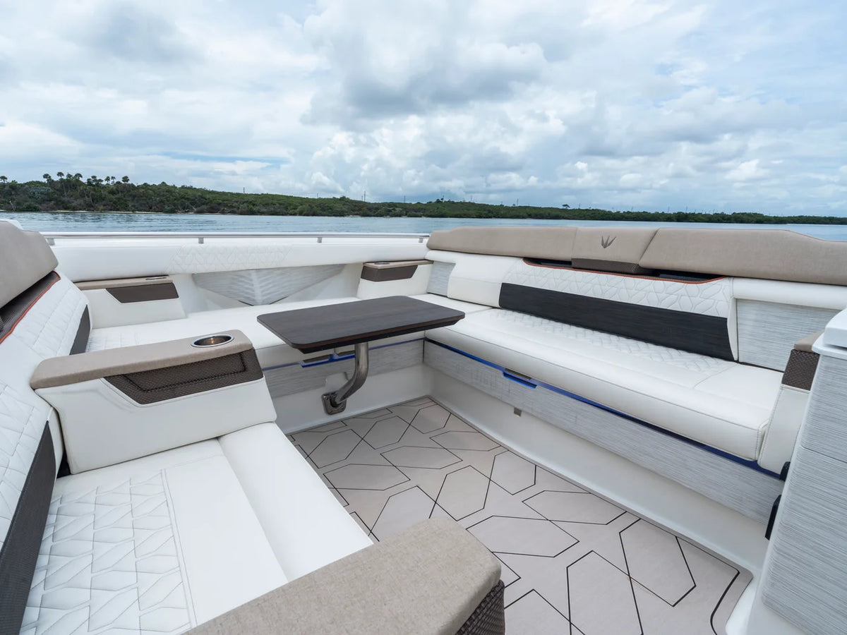 2027 Ducari 37 XIV 37.0 feet, Dania, FL #81