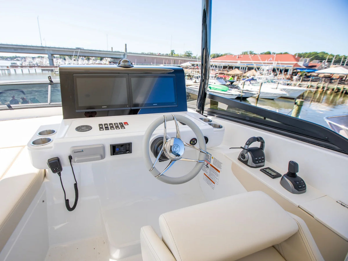 2027 Cruisers Yachts 50 FLY 50.0 feet, Brick Township, New Jersey #8