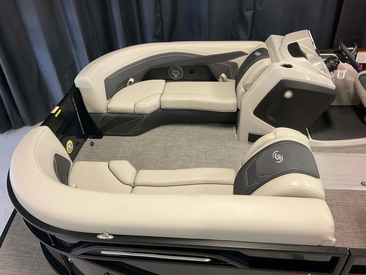2026 Barletta Cabrio 22 QC 22.0 feet, Crosslake, Minnesota #10