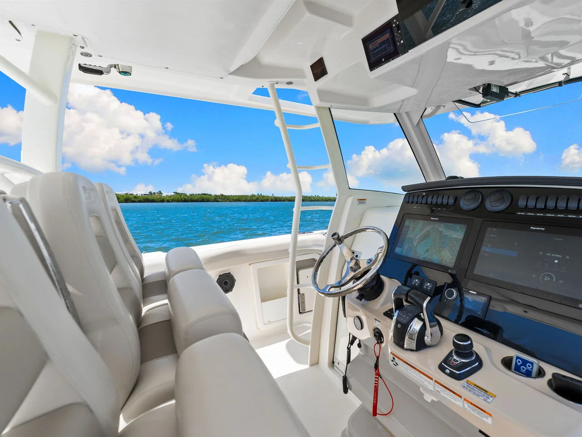 2020 Boston Whaler 380 OUTRAGE 38.0 feet, Naples, Florida #13