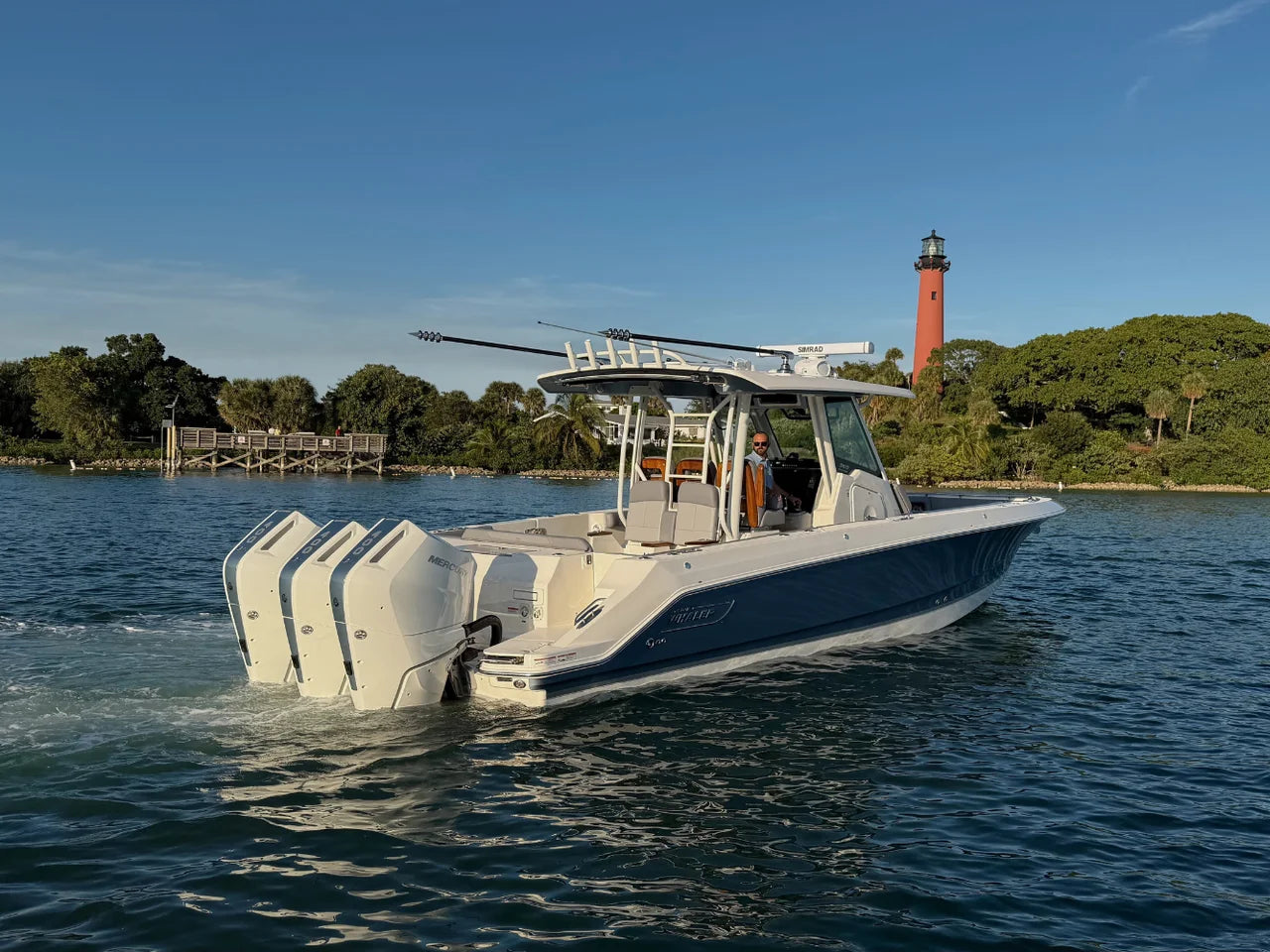 2026 Boston Whaler 360 Outrage 36.0 feet, Pompano Beach, Florida #7