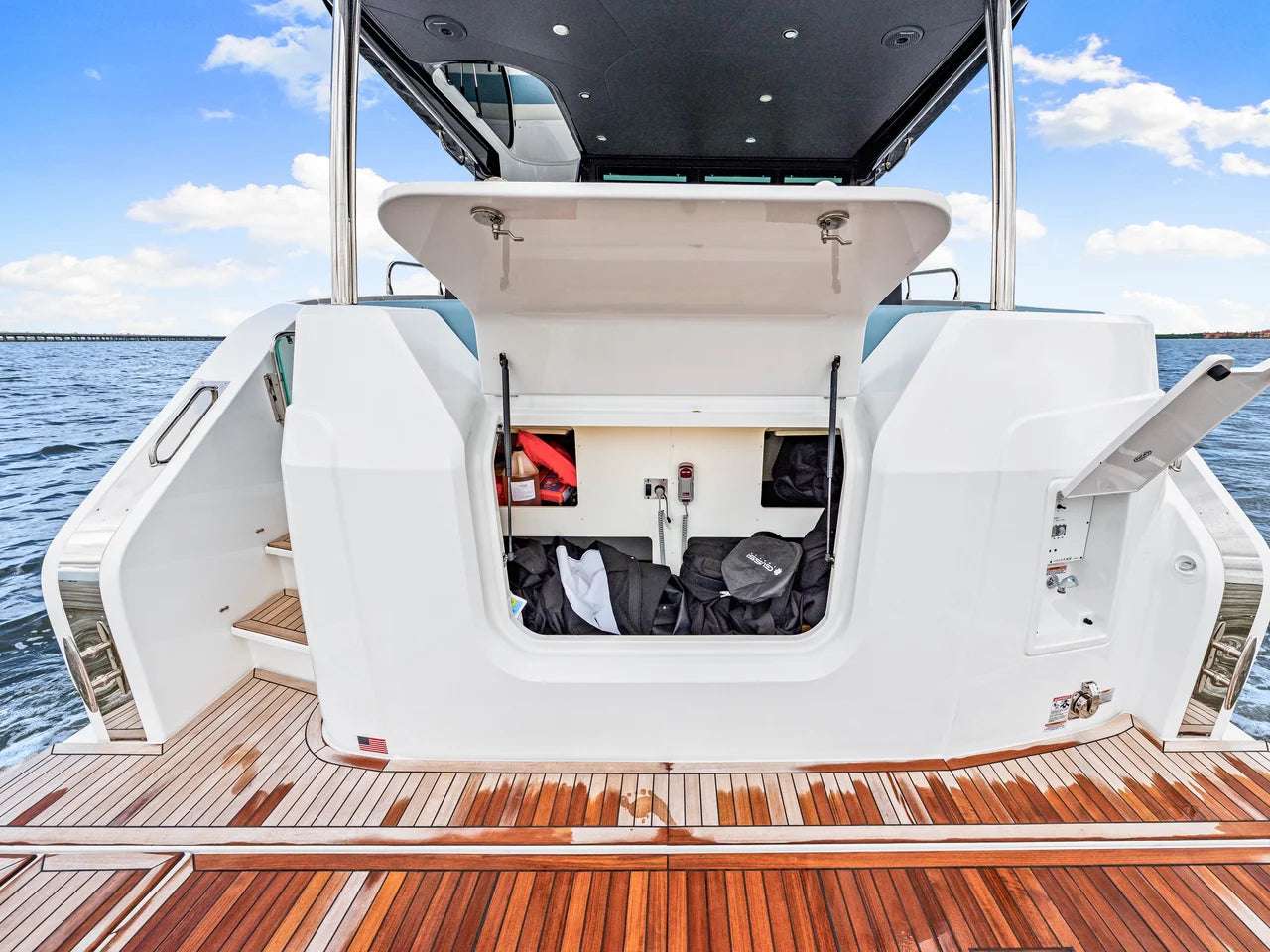 2026 Cruisers Yachts 50 FLY 50.0 feet, Clearwater, Florida #29
