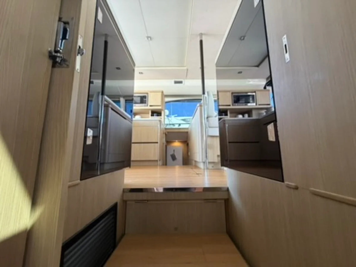 2018 Aquila 44 YACHT 44.0 feet, Clearwater, Florida #20