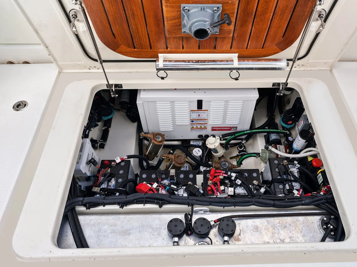2023 Boston Whaler 325 CONQUEST 32.0 feet, St Petersburg, FL #59