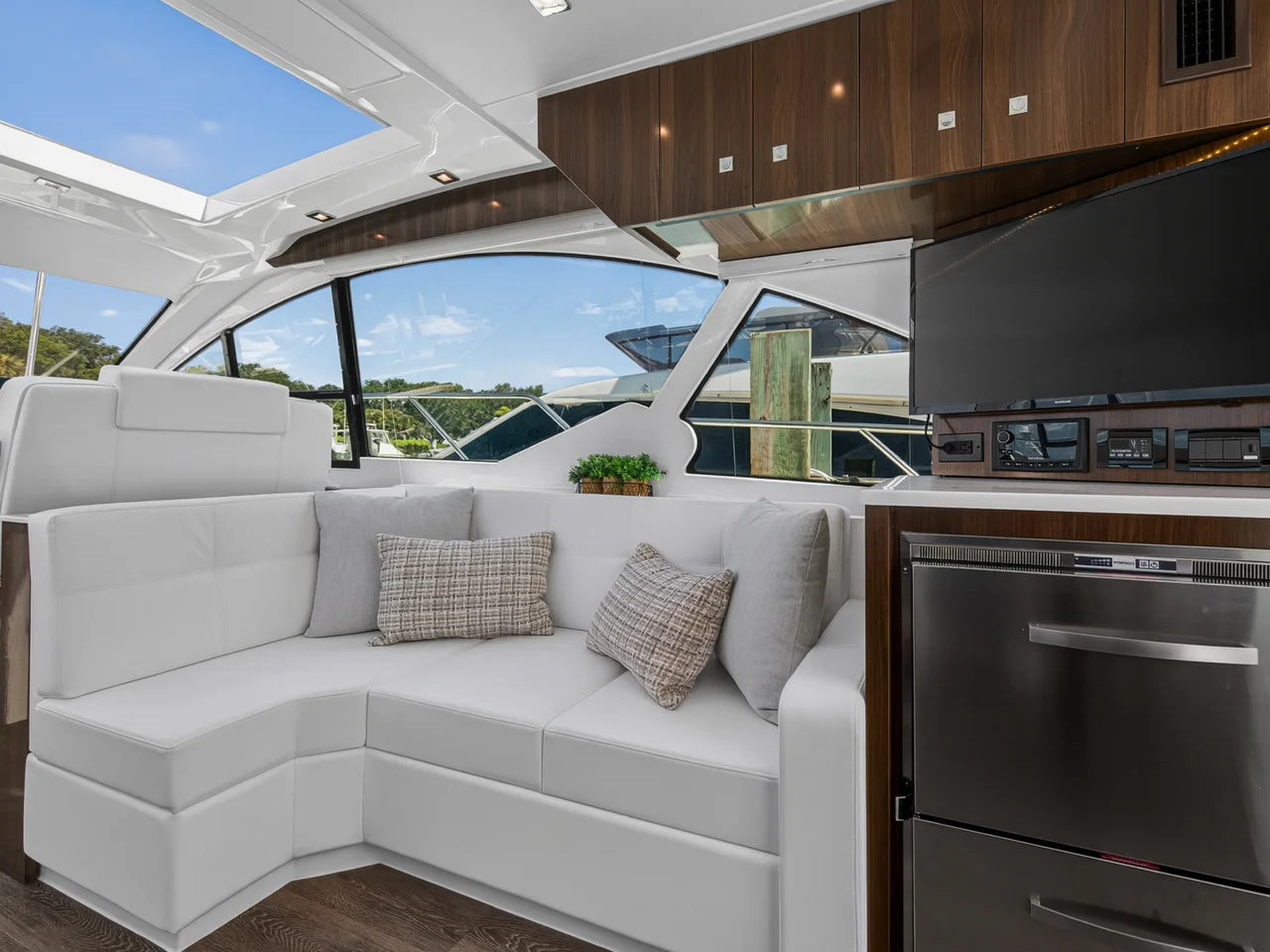 2023 Cruisers Yachts 50 CANTIUS 50.0 feet, Palm Beach, FL #46