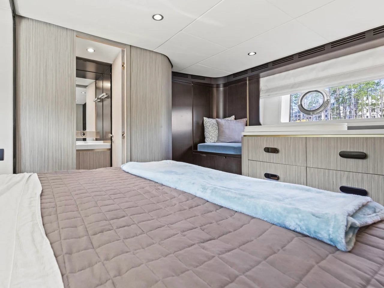 2019 Azimut 60 FLY 60.0 feet, Pensacola, FL #57