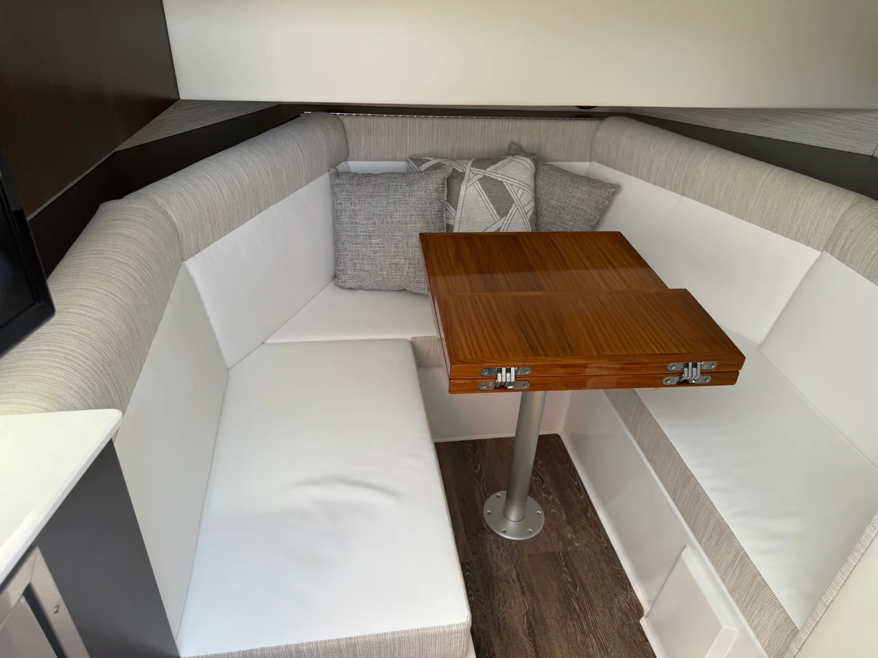 2024 Cruisers Yachts 38 GLS 38.0 feet, Excelsior, Minnesota #41