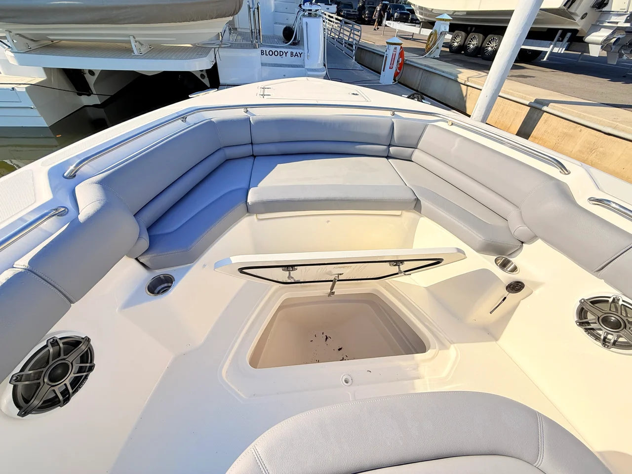 2026 Boston Whaler 330 Outrage 33.0 feet, St Petersburg, FL #23