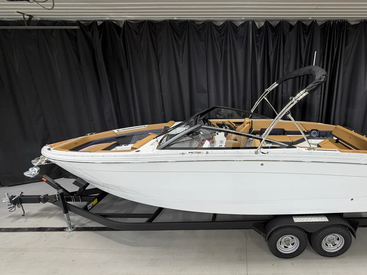 2027 Cobalt R8 28.0 feet, Crosslake, Minnesota #2