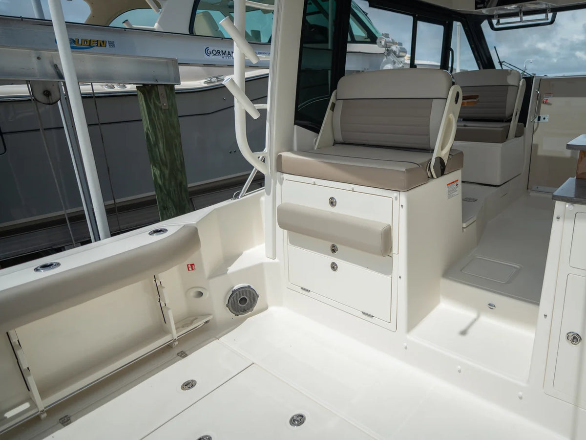 2026 Boston Whaler 365 Conquest 36.0 feet, Panama City, FL #38
