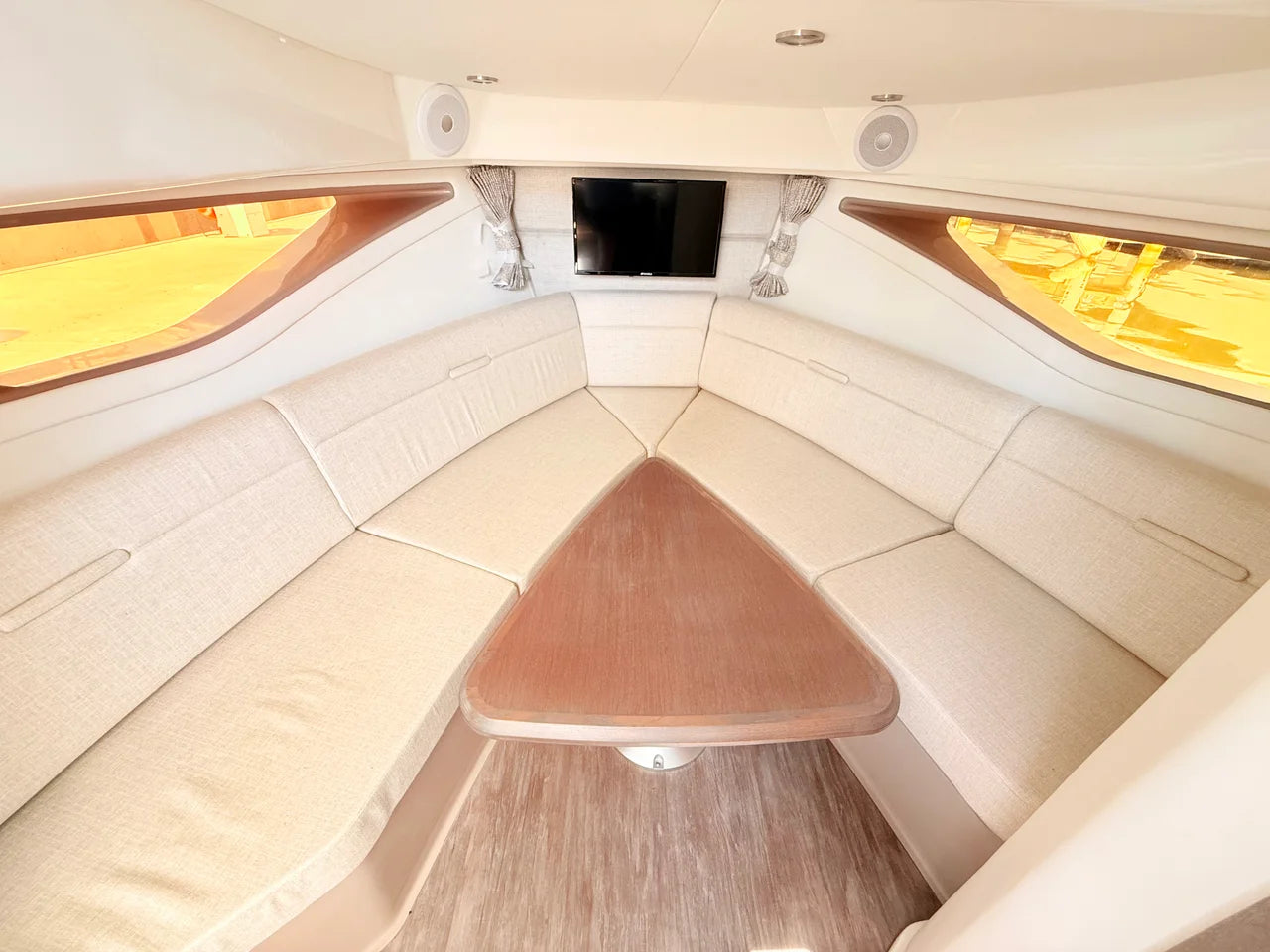 2026 Sea Ray Sundancer 320 Outboard 32.0 feet, Clearwater, Florida #73