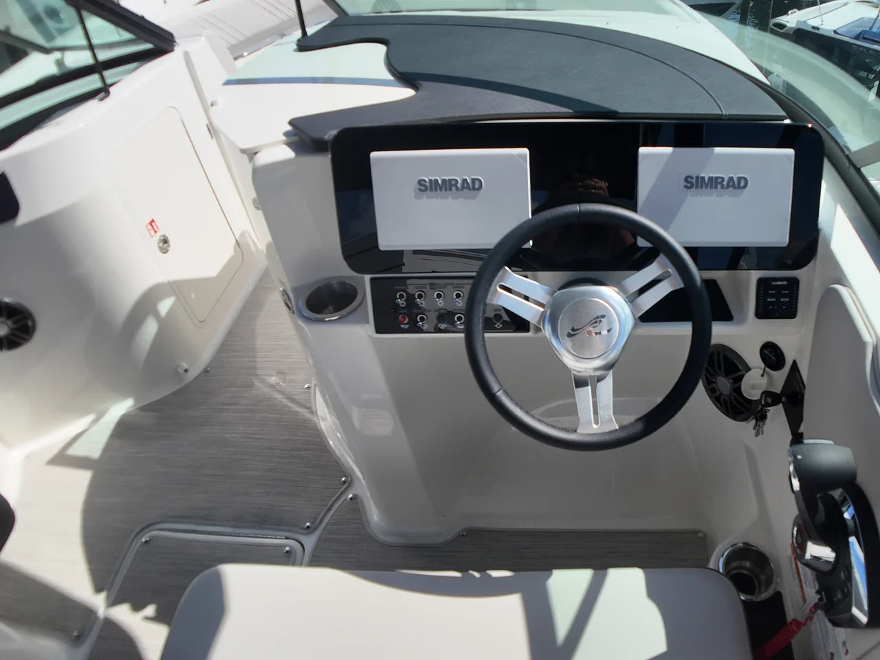 2027 Sea Ray SDX 250 Outboard 25.0 feet, Pompano Beach, Florida #18