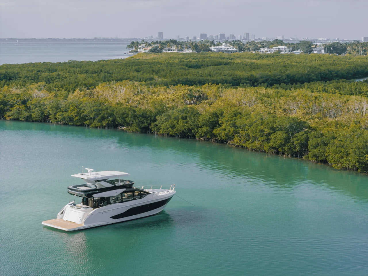 2027 Cruisers Yachts 57 FLY 57.0 feet, Naples, Florida #3