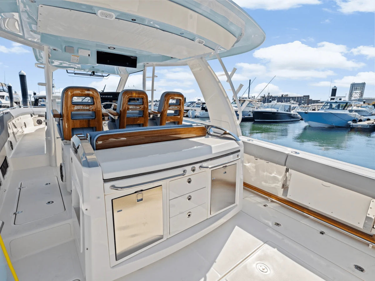2026 Boston Whaler 420 Outrage 42.0 feet, Quincy, MA #19