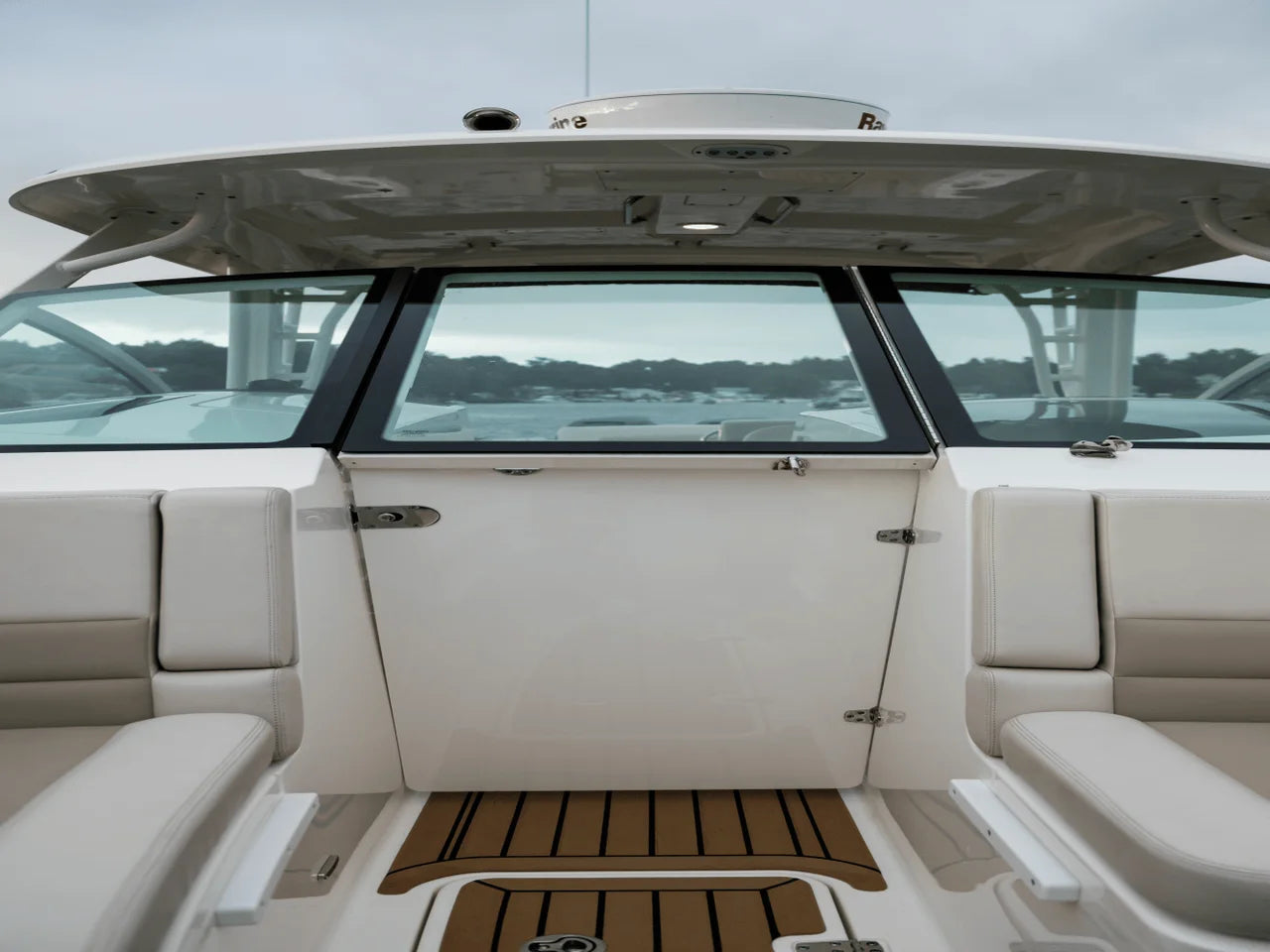 2024 Boston Whaler 320 Vantage 32.0 feet, Norwalk, Connecticut #53