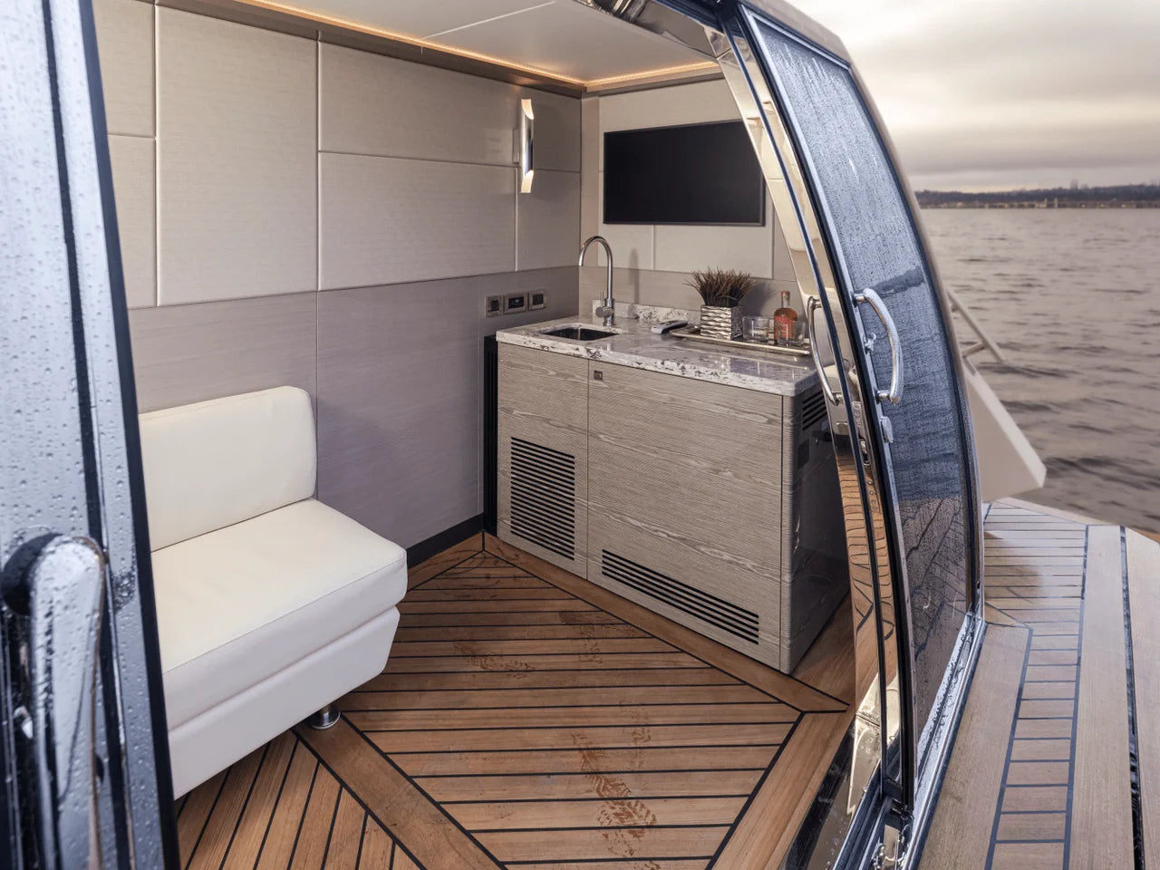 2025 Ocean Alexander 27R 88.0 feet, Pompano Beach, FL #38