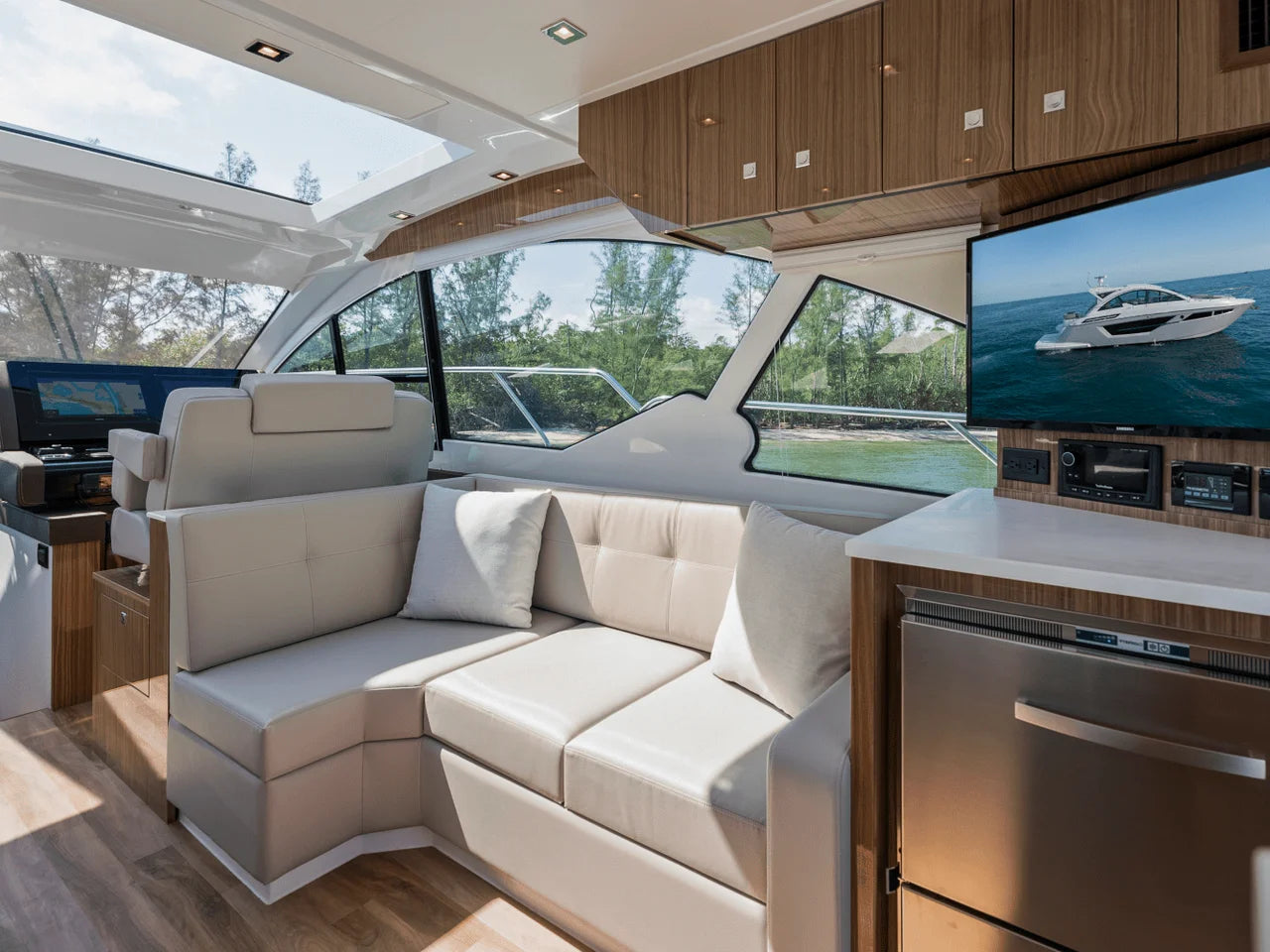 2026 Cruisers Yachts 50 Cantius 50.0 feet, Inuvik, Northwest Territories #99