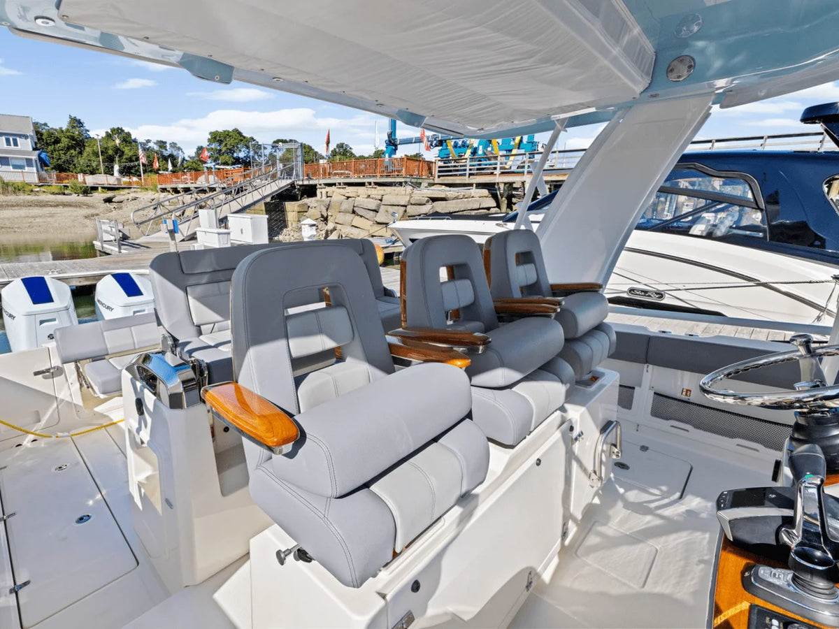 2026 Boston Whaler 420 Outrage 42.0 feet, Quincy, MA #27