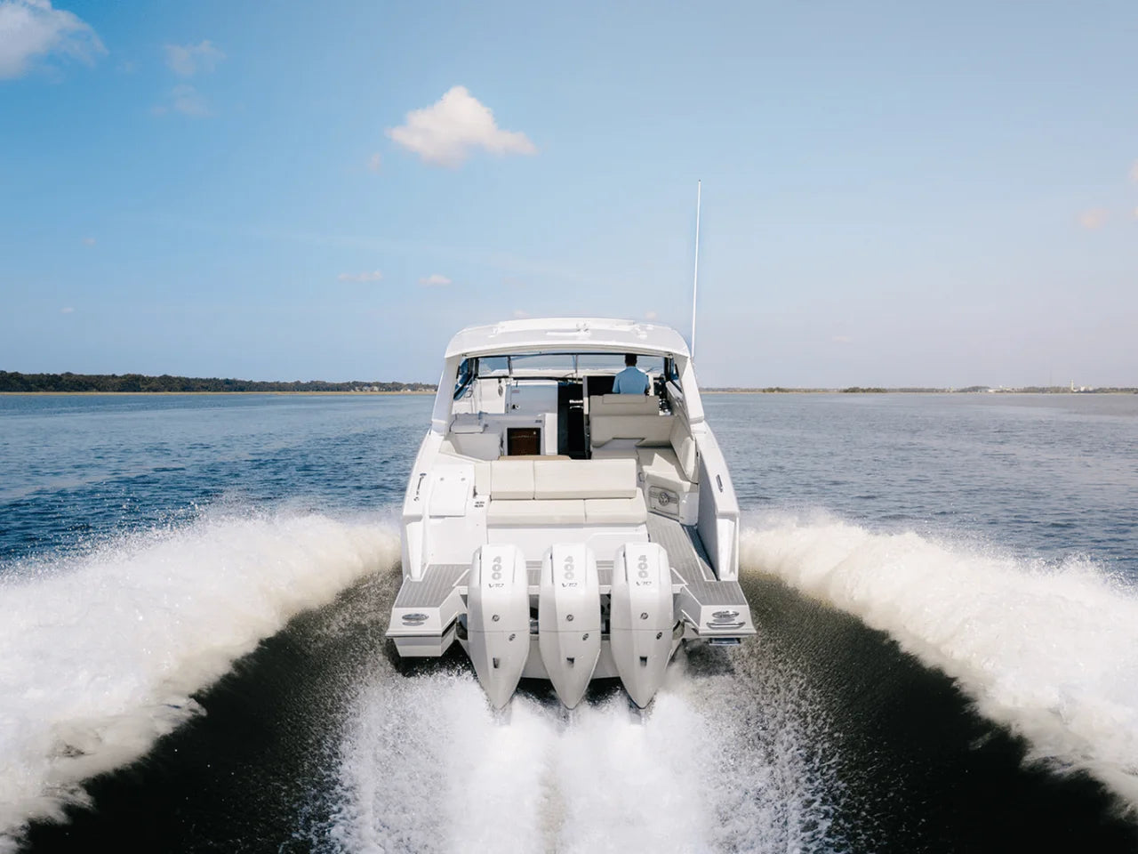 2025 Cruisers Yachts 38 GLS Outboard 38.0 feet, Charleston, SC #4