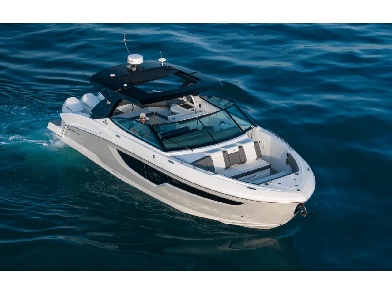 2026 Cruisers Yachts 38 GLS Outboard 38.0 feet, Inuvik, Northwest Territories #12