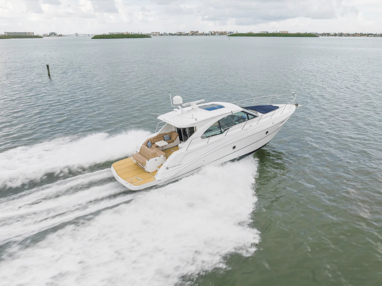 2016 Cruisers Yachts 41 CANTIUS 41.0 feet, st. Petersburg, FL #1