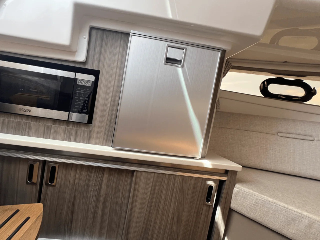 2025 Sea Ray Sundancer 320 Outboard 32.0 feet, Charleston, SC #45