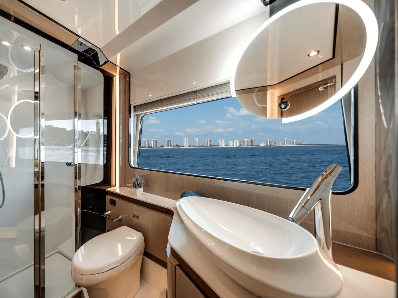 2026 Cruisers Yachts 57 FLY 57.0 feet, Jupiter, Florida #30