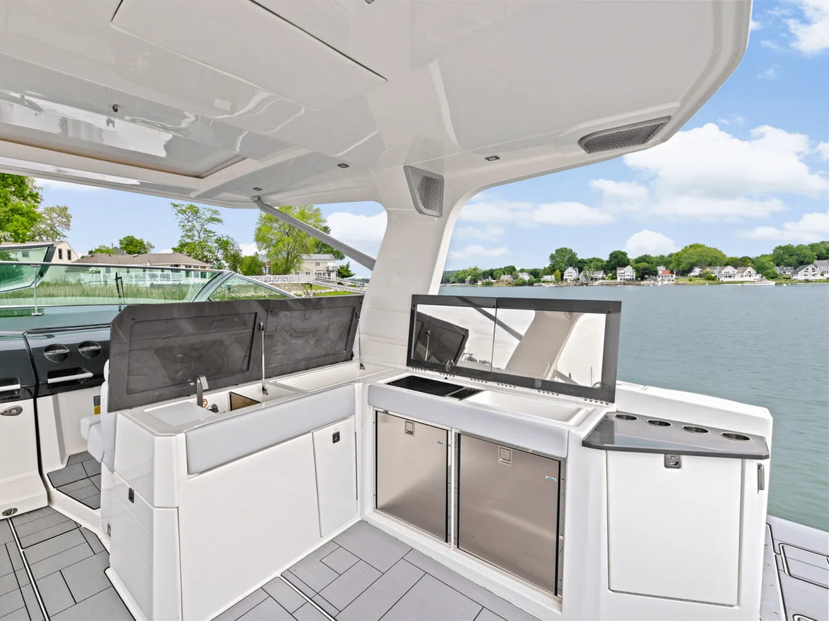 2023 Aviara AV40 Outboard 40.0 feet, Stuart, Florida #17