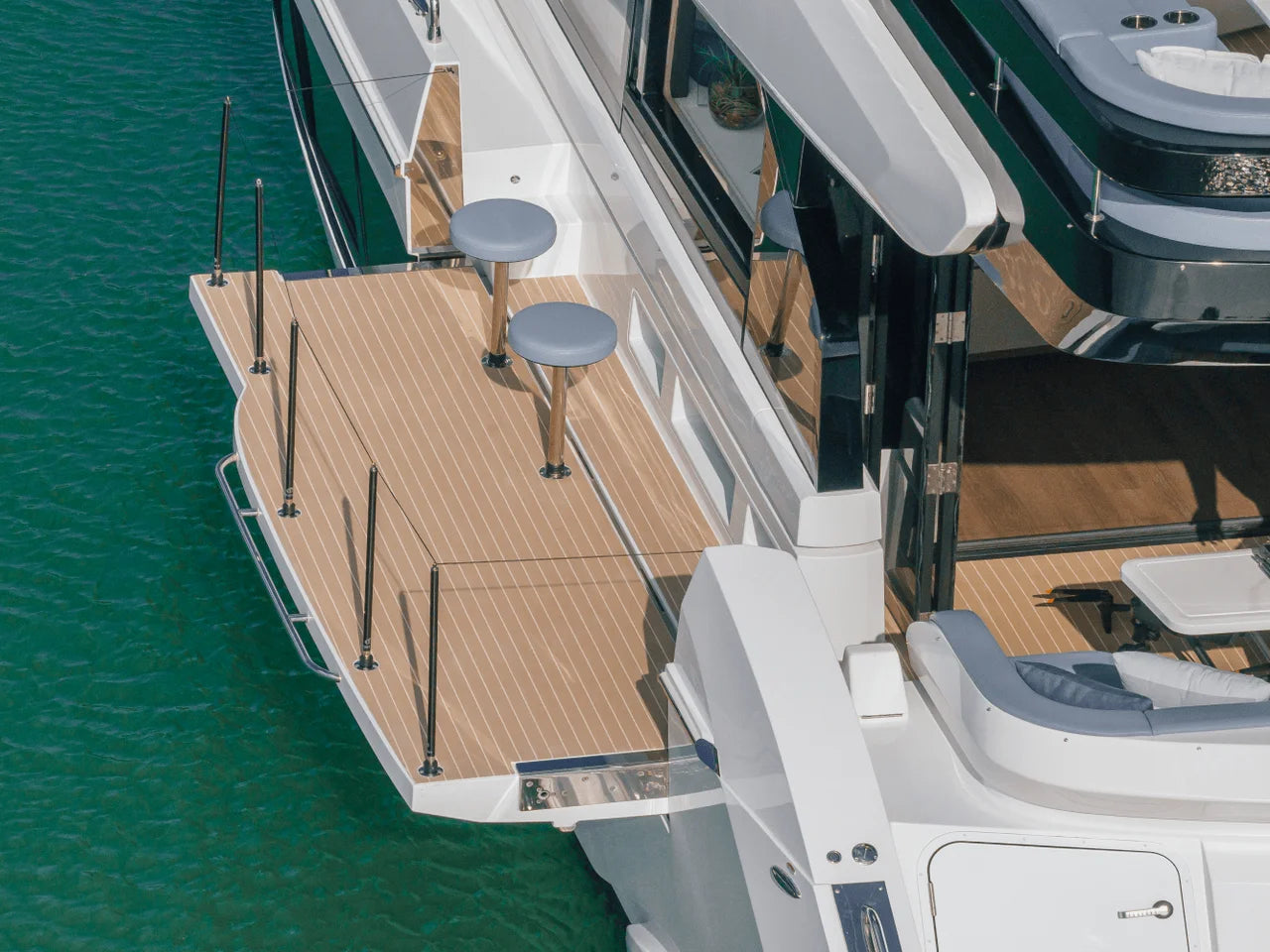 2026 Cruisers Yachts 57 FLY 57.0 feet, Inuvik, Northwest Territories #13