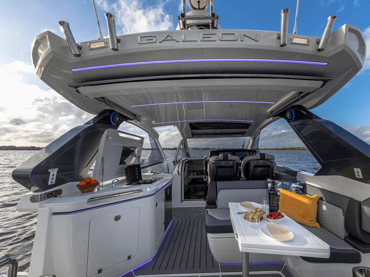 2026 Galeon 335 GTO 33.0 feet, Inuvik, Northwest Territories #111