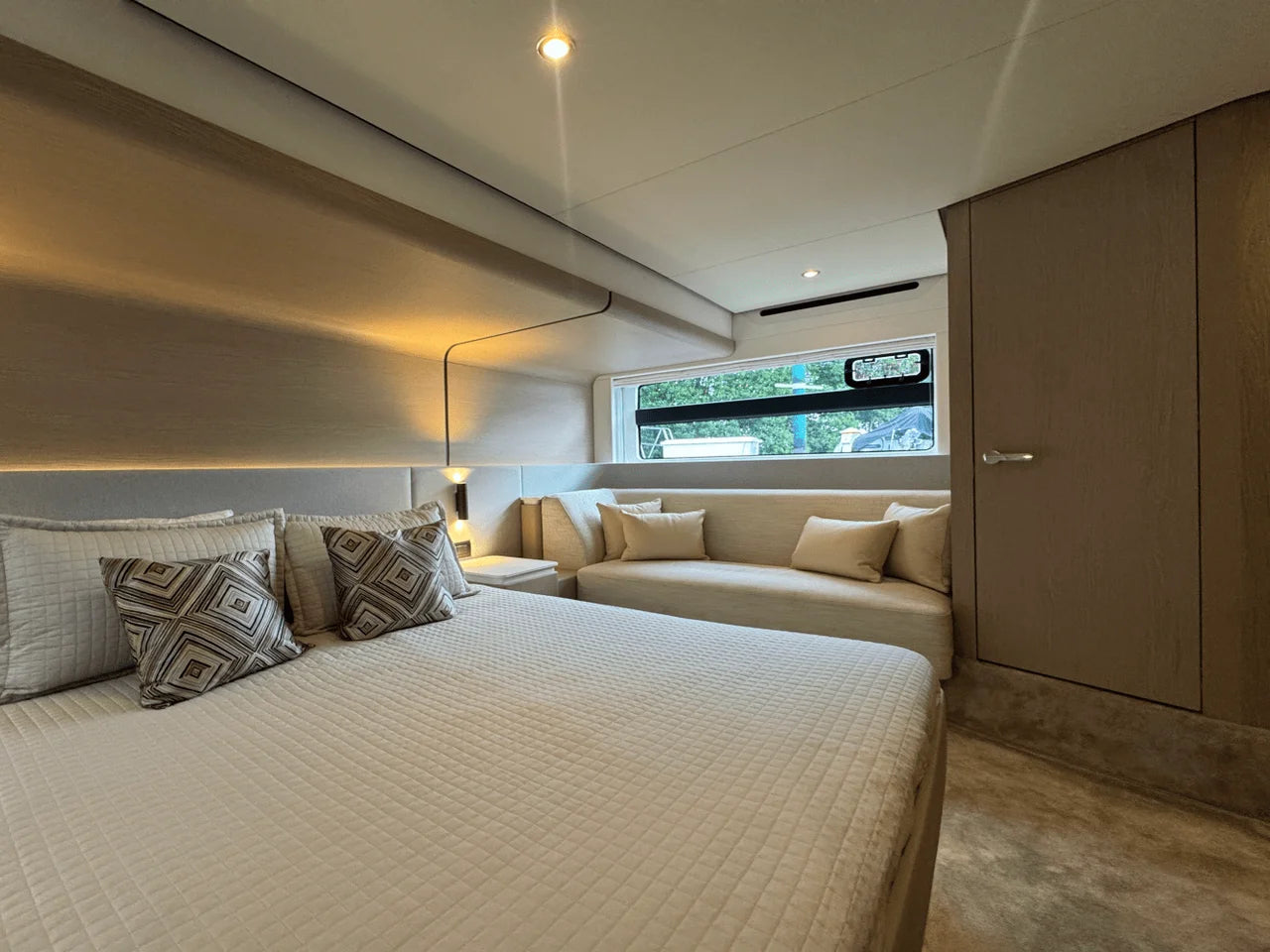 2023 Azimut 53 FLY 53.0 feet, Fort Myers, FL #24