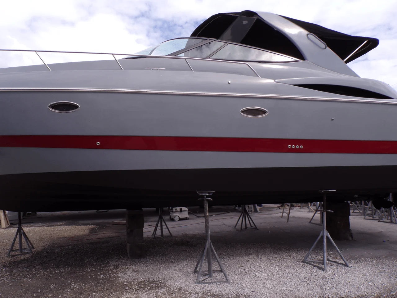 2005 Cruisers Yachts 370 EXPRESS 37.0 feet, Naples, FL #1
