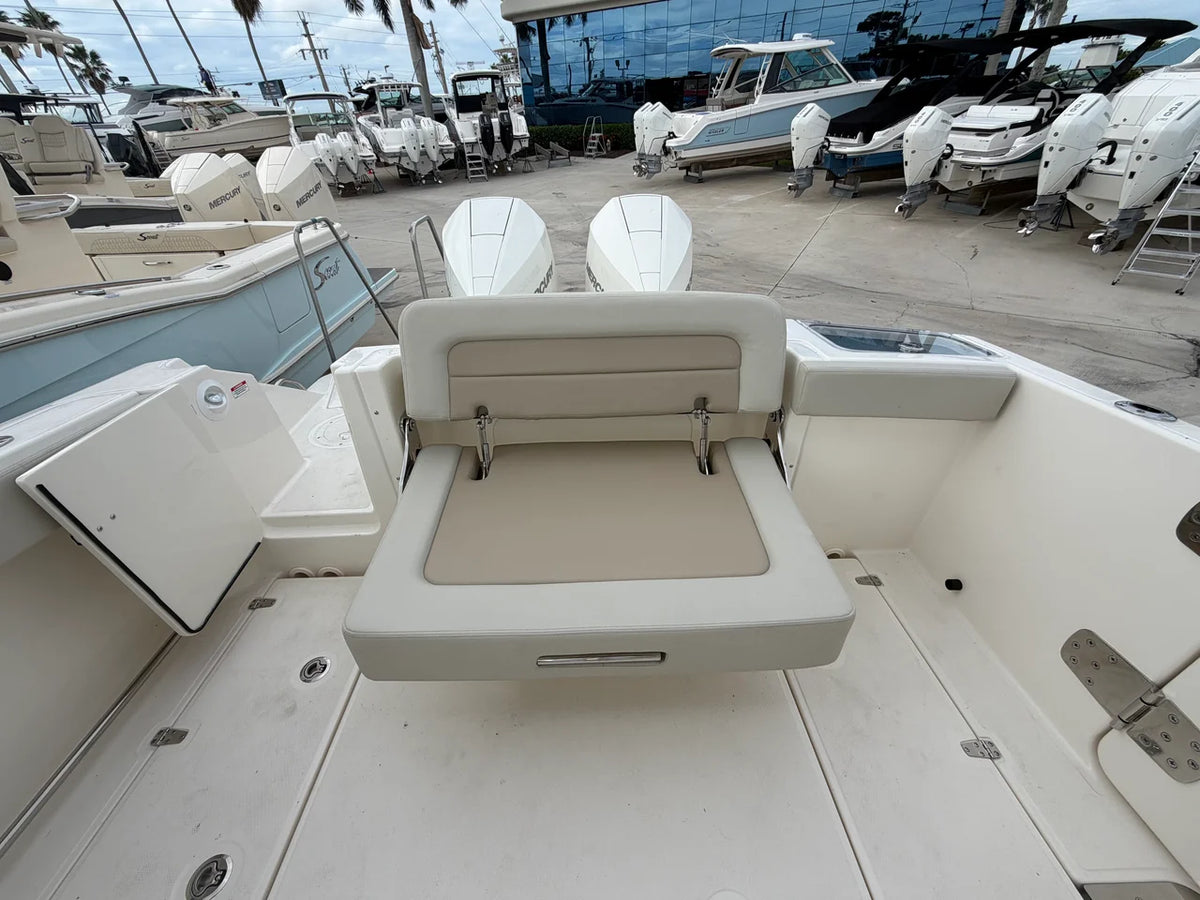 2027 Boston Whaler 280 Vantage 28.0 feet, Stuart, Florida #35