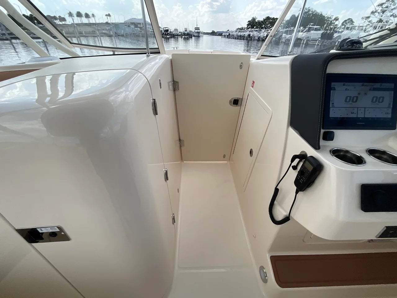 2027 Grady-White Freedom 285 28.0 feet, Jacksonville Beach, Florida #15