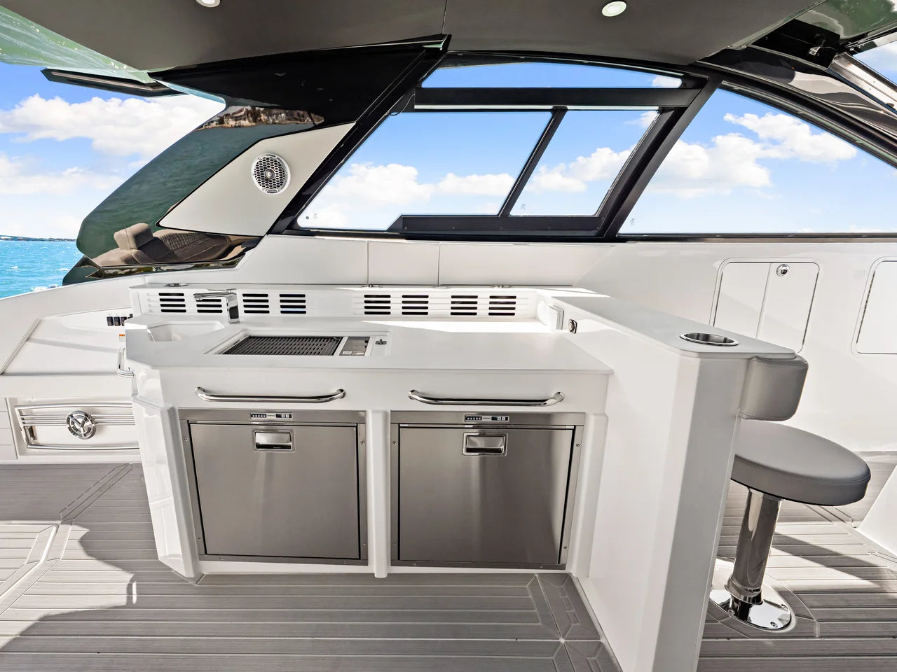 2026 Cruisers Yachts 42 GLS Outboard 42.0 feet, Sarasota, FL #5