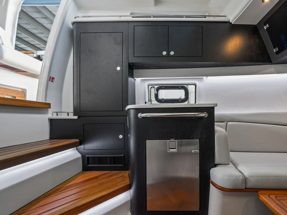 2026 Boston Whaler 380 Realm 38.0 feet, Naples, Florida #28