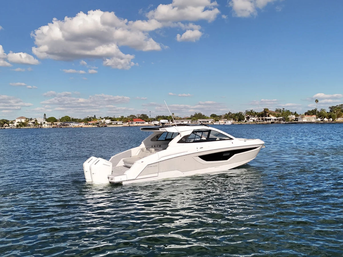 2027 Cruisers Yachts 42 GLS Outboard 42.0 feet, Brick Township, New Jersey #3