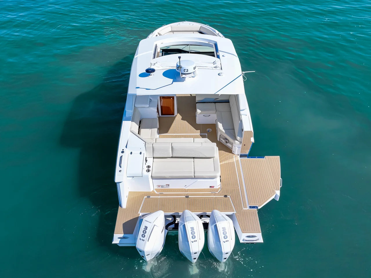 2026 Cruisers Yachts 38 GLS Outboard 38.0 feet, St Petersburg, FL #9