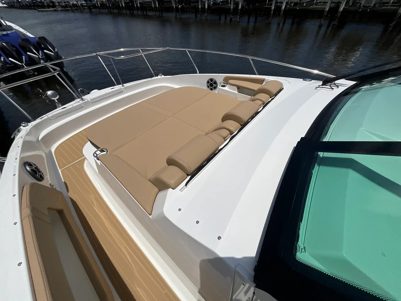 2026 Sea Ray Sundancer 320 Outboard 32.0 feet, Jacksonville Beach, Florida #16