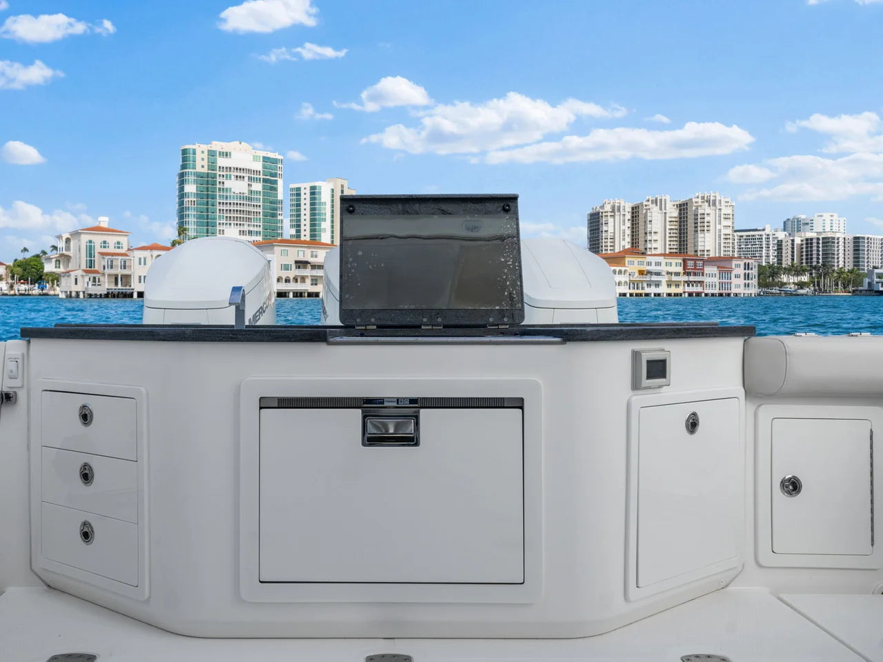 2022 Boston Whaler 405 40.0 feet, Naples, Florida #42