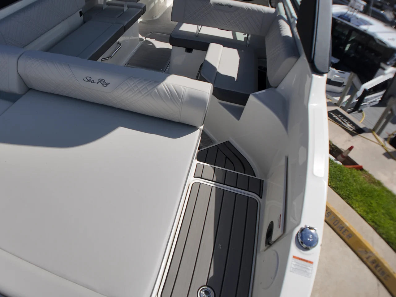 2027 Sea Ray SDX 250 Outboard 25.0 feet, Pompano Beach, Florida #11