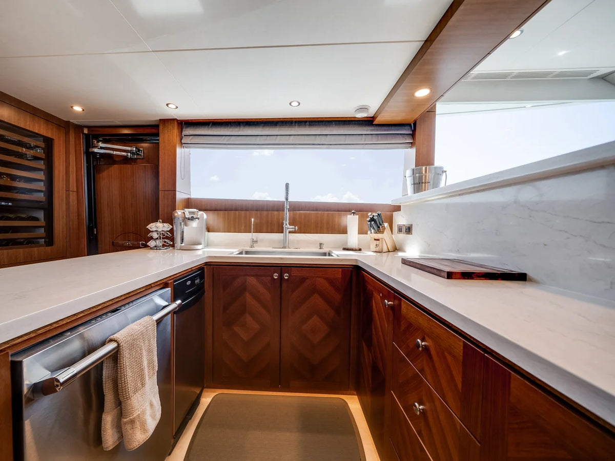 2018 Ocean Alexander 100 MY 100.0 feet, Naples, Florida #49