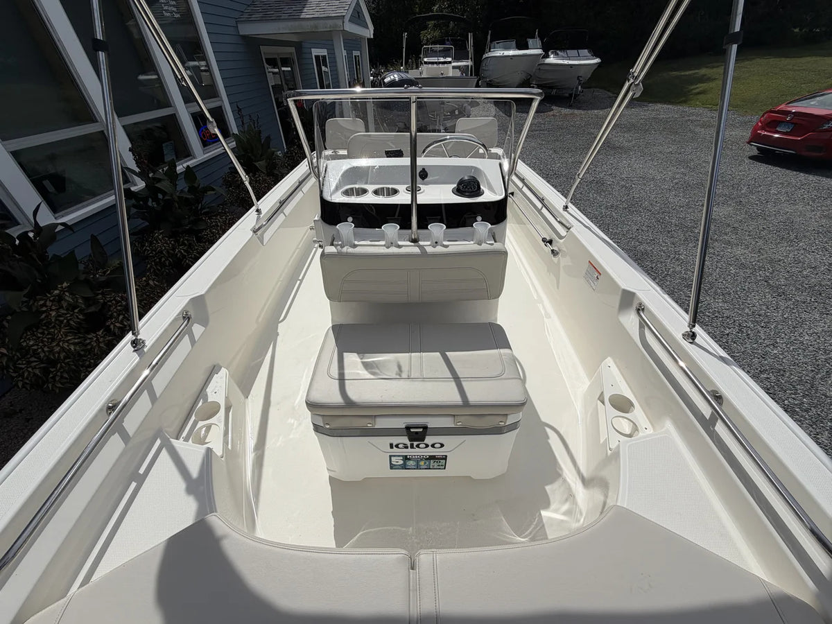 2027 Boston Whaler 170 Montauk 17.0 feet, Wakefield, RI #14