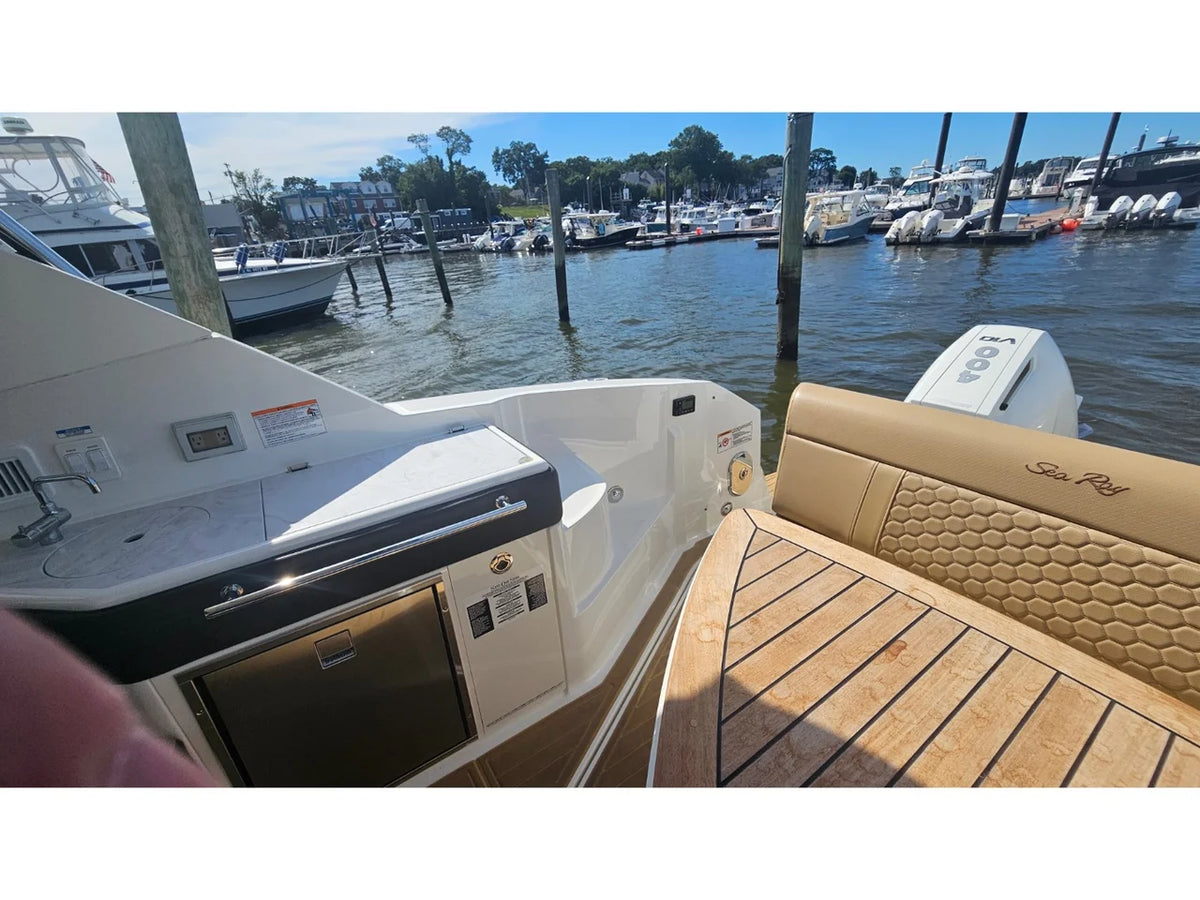 2026 Sea Ray 320 SUNDANCER COUPE OB 32.0 feet, Brick Township, New Jersey #28