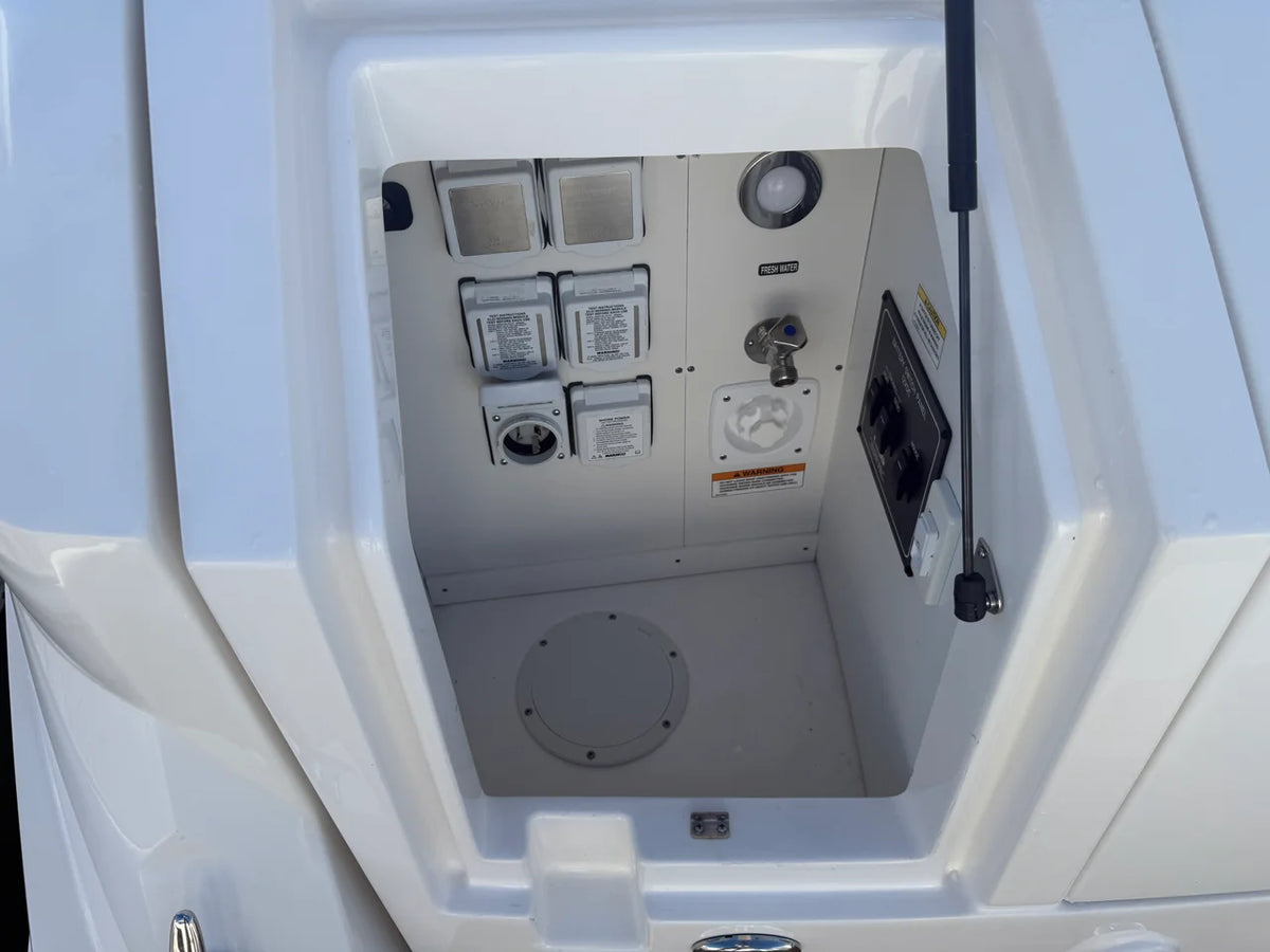 2025 Sea Ray Sundancer 320 Outboard 32.0 feet, Wrightsville Beach, North Carolina #26
