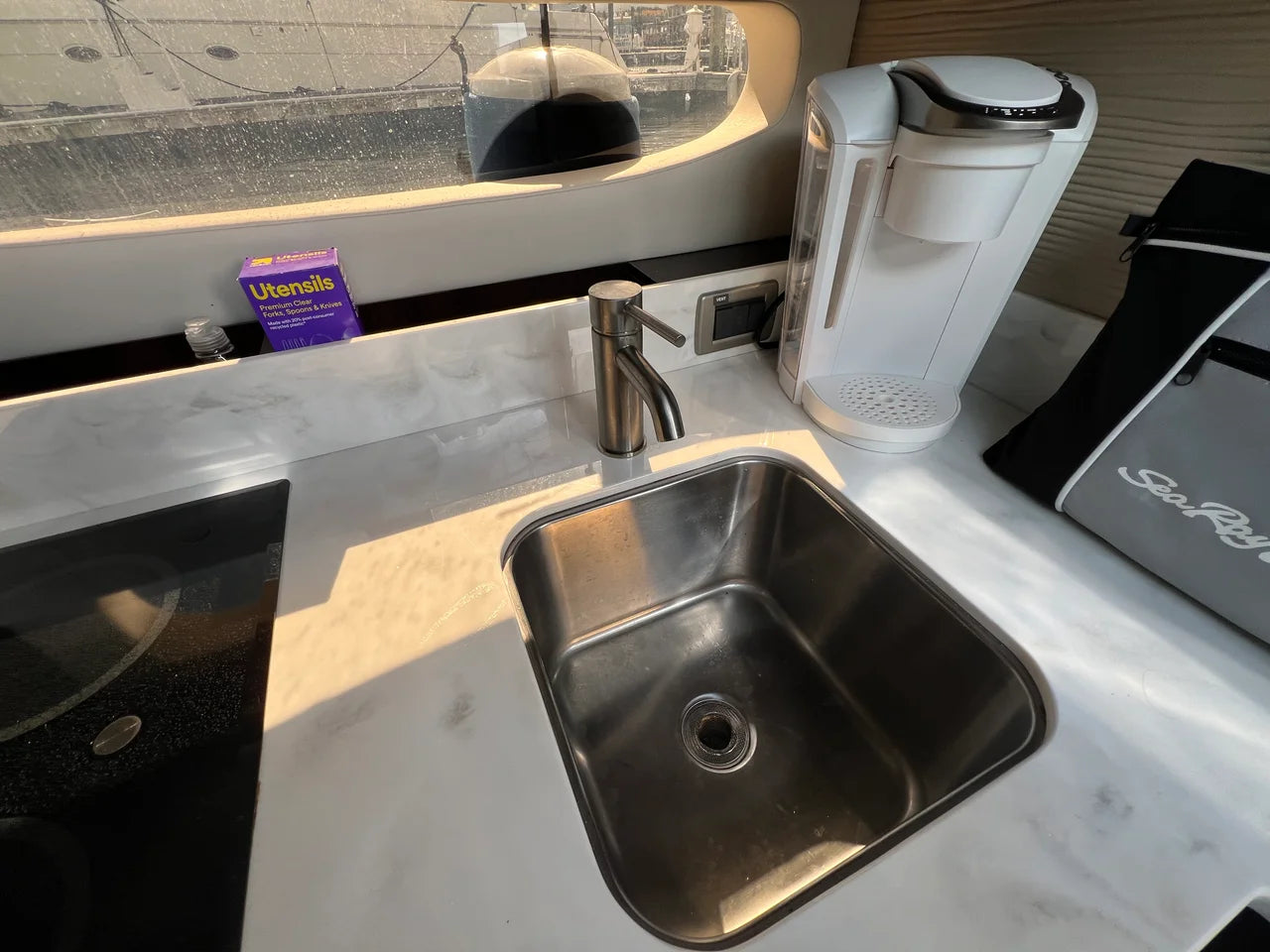 2018 Sea Ray 350 SUNDANCER 35.0 feet, Wakefield, RI #47