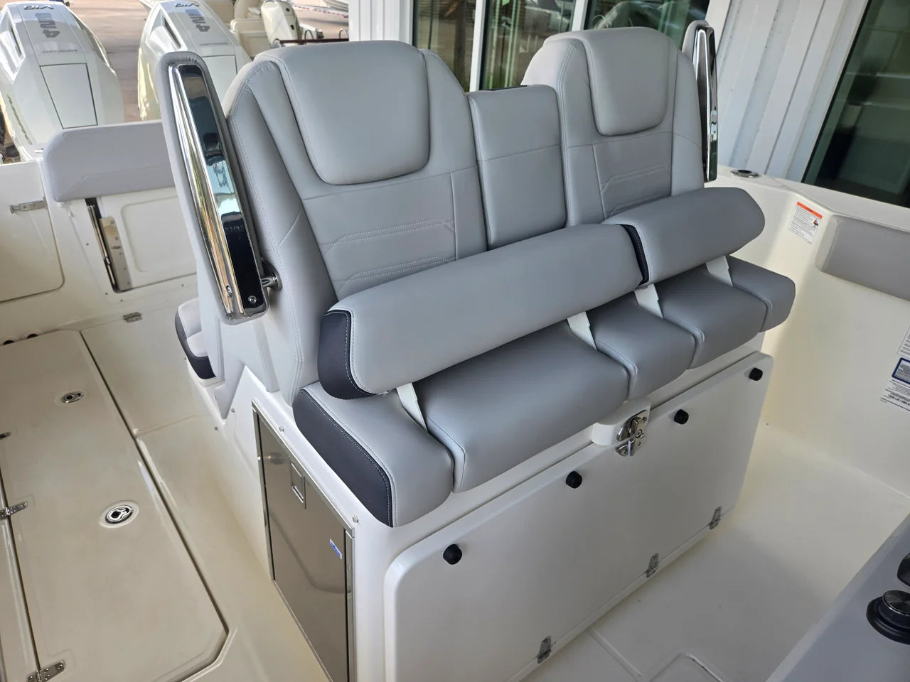 2027 Boston Whaler 330 Outrage 33.0 feet, Charleston, SC #13