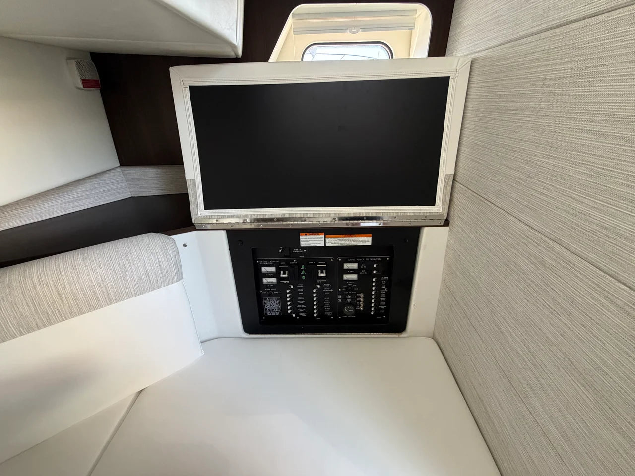2024 Cruisers Yachts 38 GLS South Beach Outboard 38.0 feet, Stuart, Florida #36