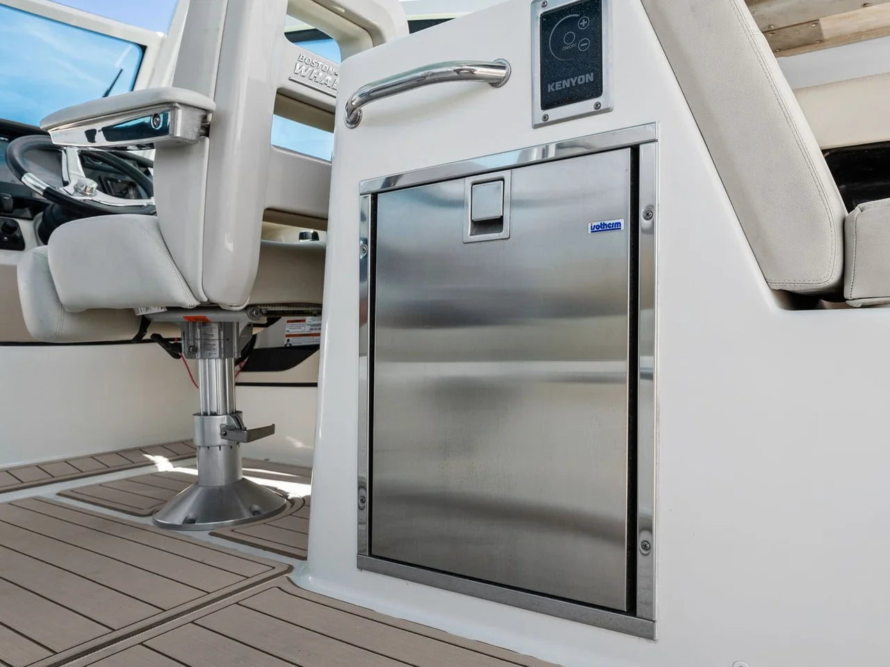 2022 Boston Whaler 280 VANTAGE 28.0 feet, St Petersburg, FL #62