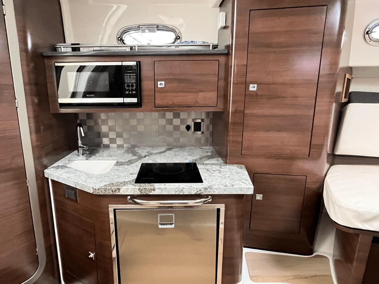 2022 Boston Whaler 345 CONQUEST 34.0 feet, Dennis, New Jersey #14